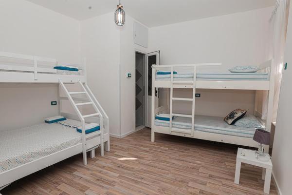 Nana Hostel วญอเรอ ภายนอก รูปภาพ
