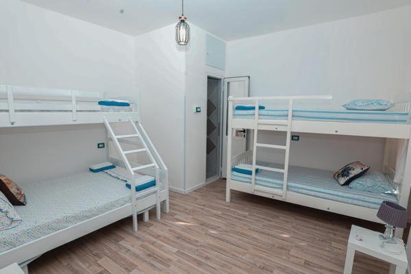Nana Hostel วญอเรอ ภายนอก รูปภาพ