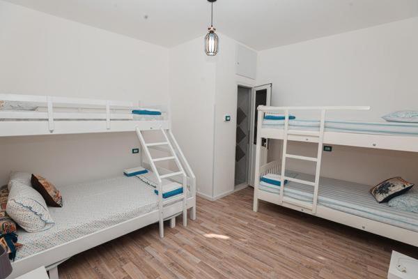 Nana Hostel วญอเรอ ภายนอก รูปภาพ